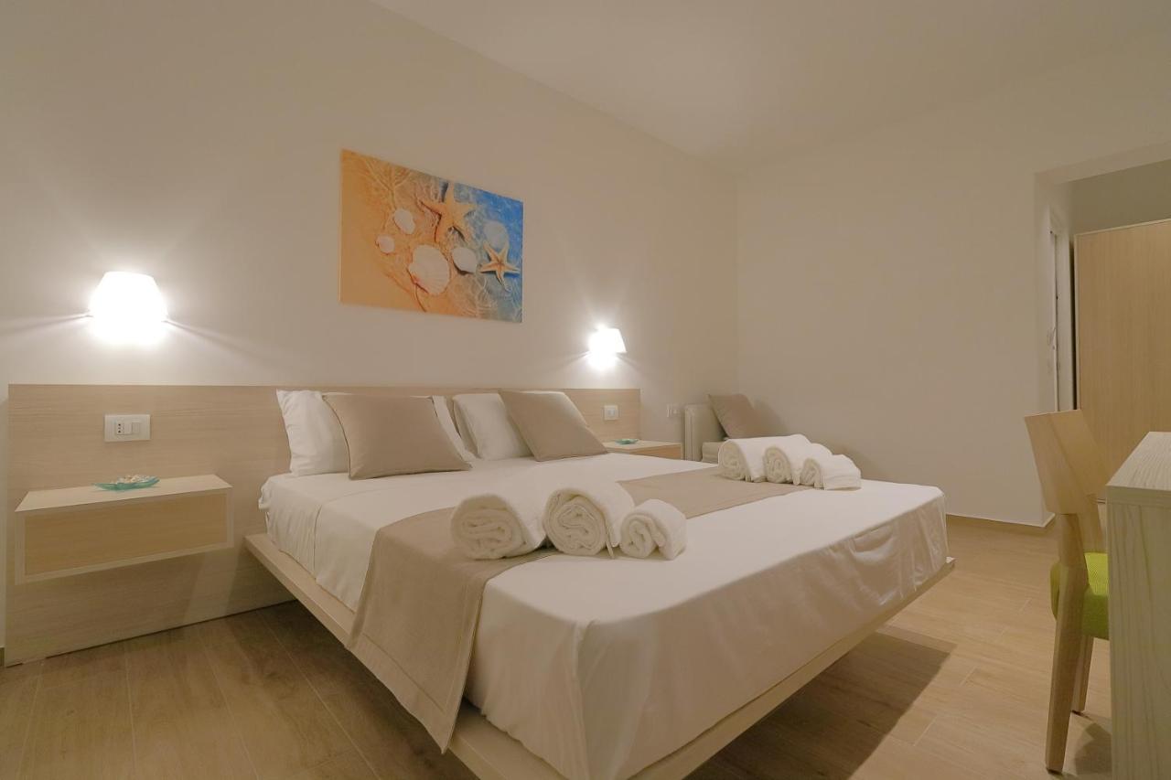 Stella Del Capo 3 Stelle Affittacamere 圣维托罗卡波 外观 照片